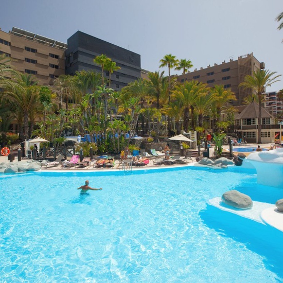 Piscinas para niños y adultos Abora Continental by Lopesan Hotels Gran Canaria
